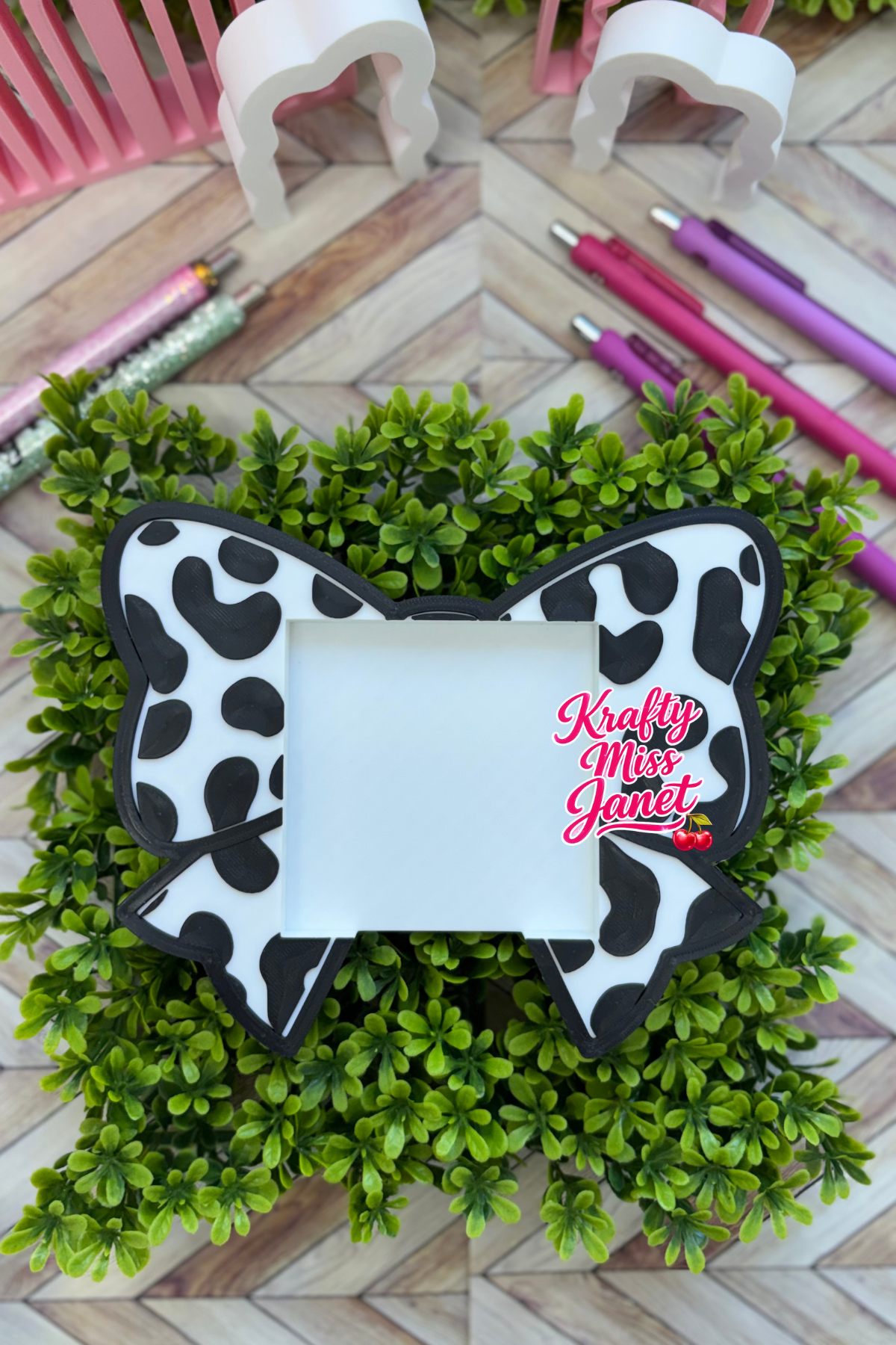 White & Black Bow